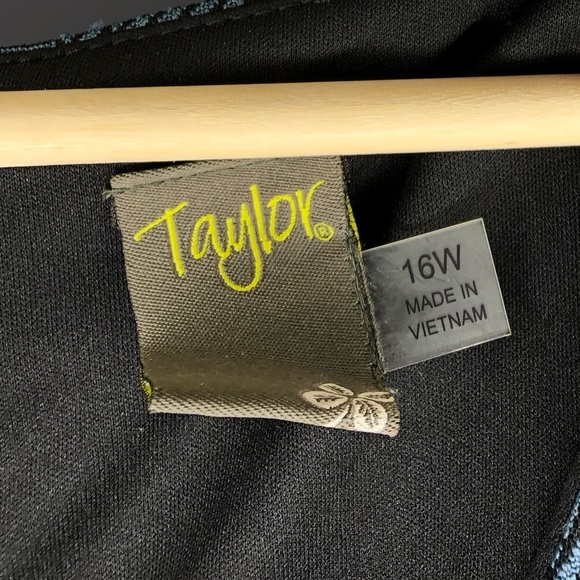 Patterned dress by Taylor size 16W - Picture 5 of 7